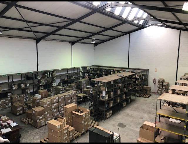 370M² WAREHOUSE TO LET IN EPPING INDUSTRIAL